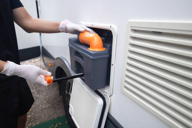 Portable Toilet Options We Offer in Byrnes Mill, MO